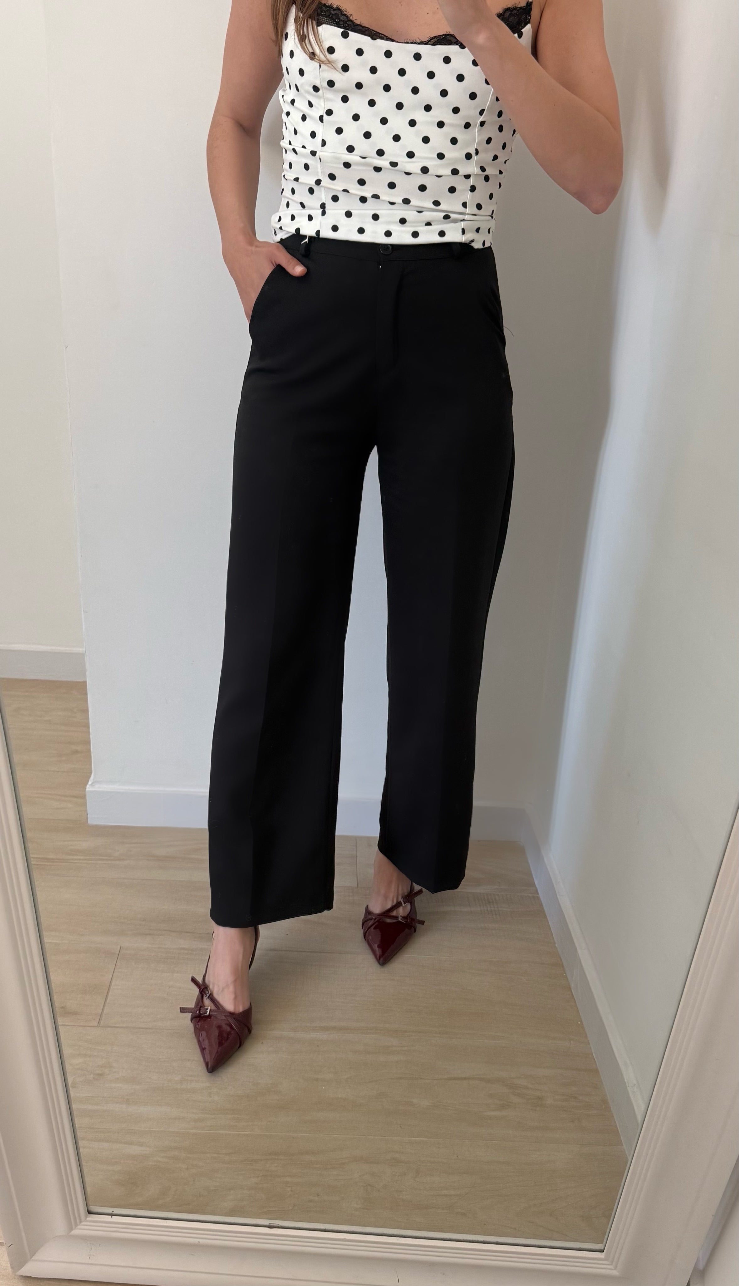 Pantaloni dritti
