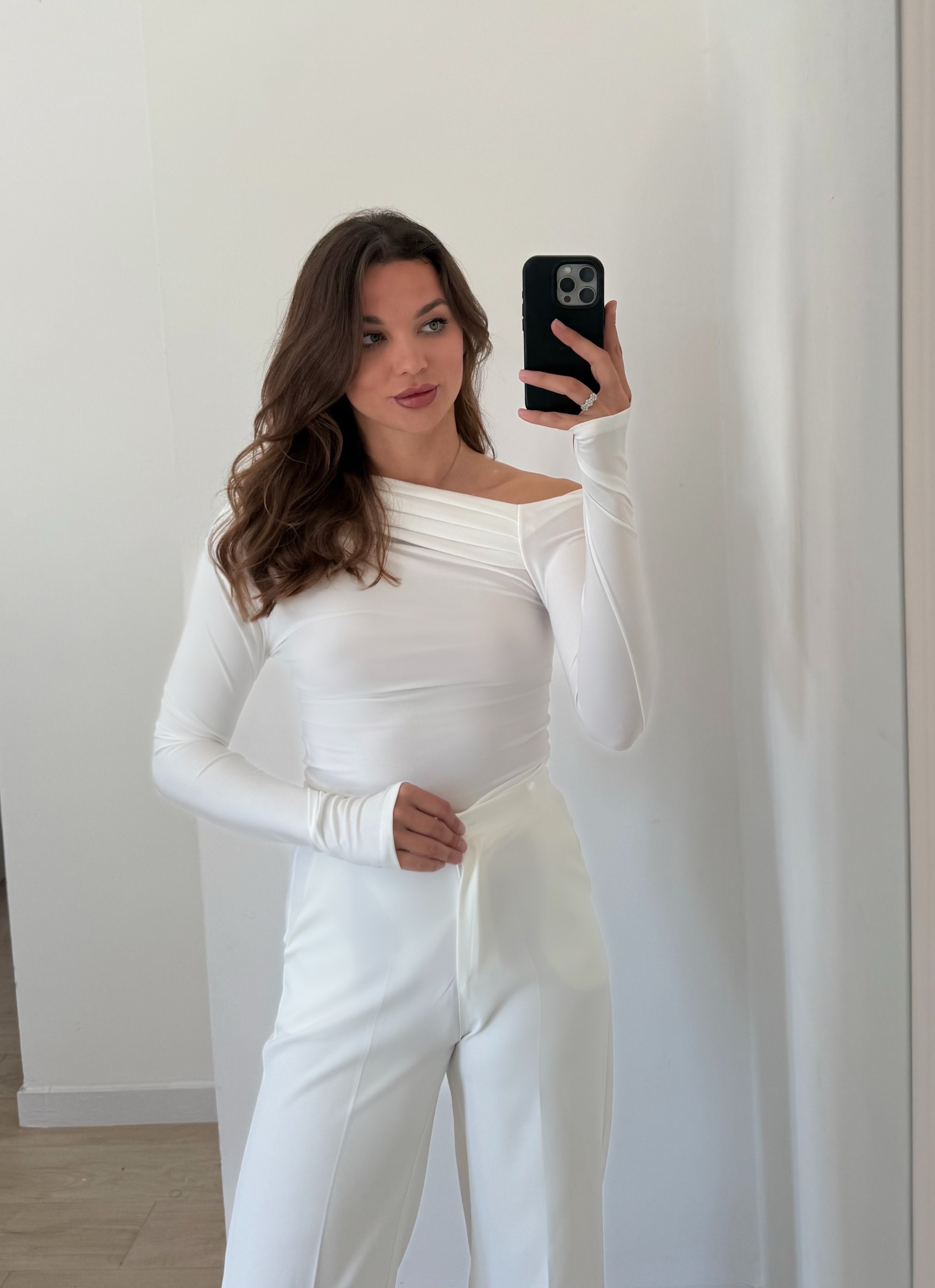 Body One Shoulder